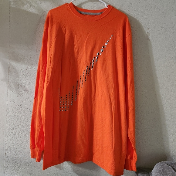 Nike Other - Nike long sleeve t-shirt. Size XXL.